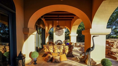 Custom covered patio Photo