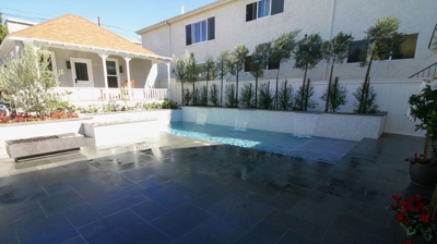 Small pool with water feature Photo