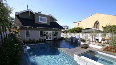 Small pool with spa and patio Photo