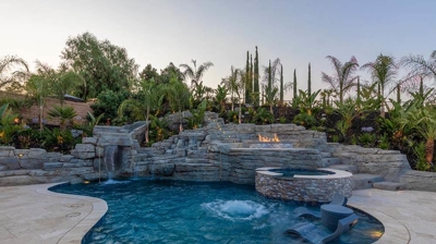 Gorgeous view of pool and jacuzzi. Photo
