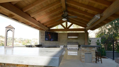 Outdoor Cooking Area Photo