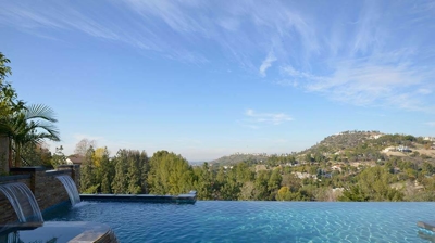 Custom Infinity Edge Pool Photo