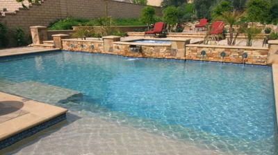 Custom tanning ledge and pool Photo