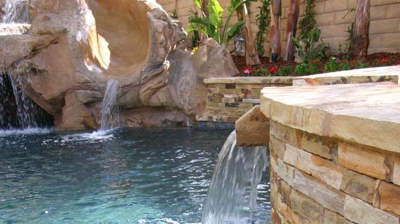 Spa spillway detail Photo