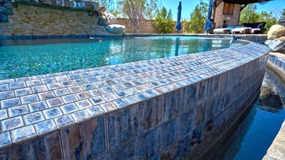 Infinity pool edge Photo