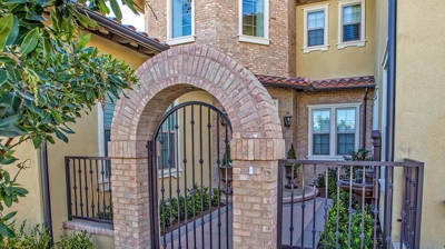 Brick Archway at Home Entrance Photo