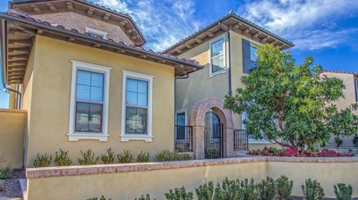 Exterior of Home Photo