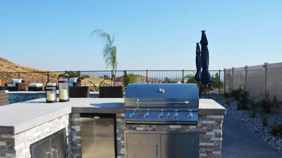 Outdoor Kitchen Photo