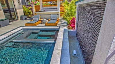 Fountain section of pool area Photo