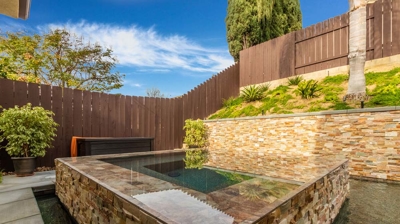 Raised Hot Tub Photo