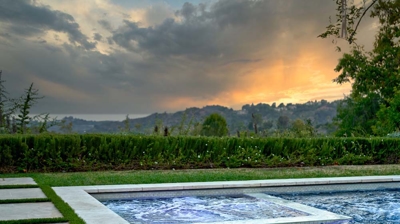 Refreshing pool and jacuzzi combo perfect for relaxation Photo