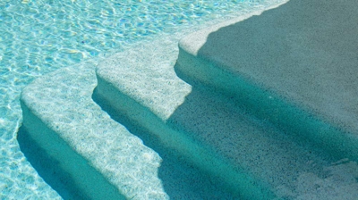 Pool steps Photo