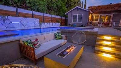 Outdoor conversation pit with lounger Photo