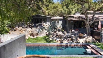 Glittering tile paradise featuring natural stone accents Photo