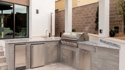 Contemporary outdoor kitchen Photo
