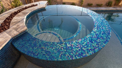 Infinity edge spa and fire feature Photo