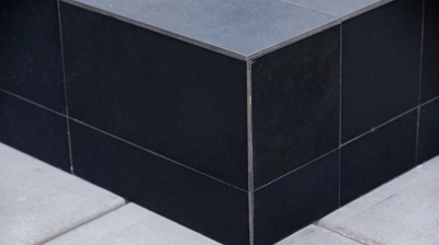 Custom masonry corner detail Photo