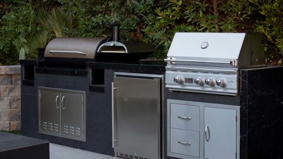 Outdoor kitchen area Photo