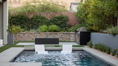 Custom pool with sun ledge Photo
