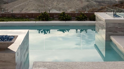 Custom backyard pool design Photo