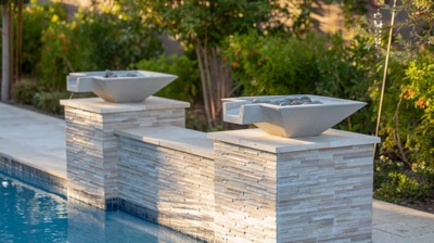 Fire bowls with pedestals Photo
